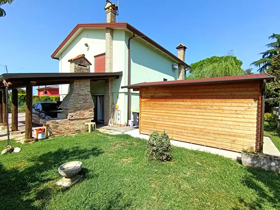 Immagine 35 di Casa indipendente in vendita  in Via Passo a Campolongo Maggiore