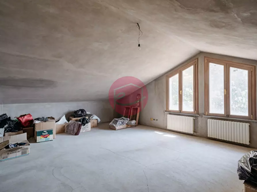 Immagine 22 di Villa in vendita  a Santarcangelo Di Romagna