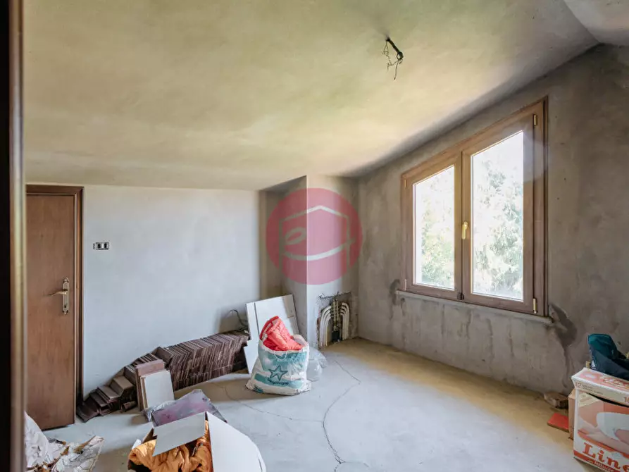 Immagine 25 di Villa in vendita  a Santarcangelo Di Romagna