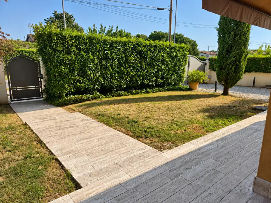 Immagine 15 di Casa bifamiliare in vendita  in Via Valliera 5A a Cittadella