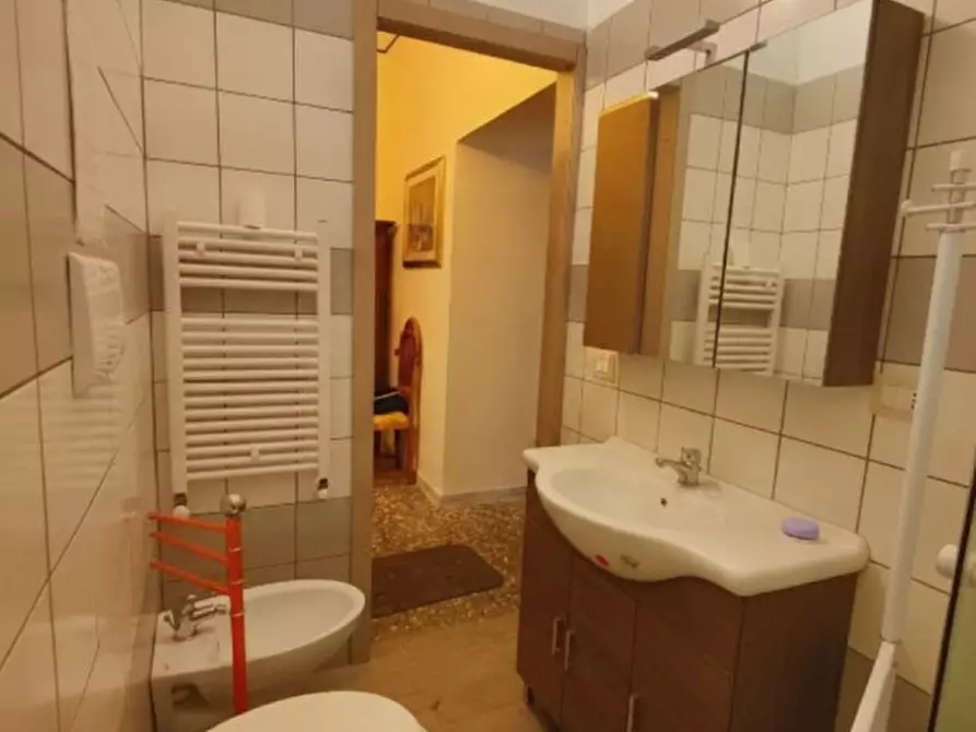 Immagine 8 di Villa in vendita  in Piazza Trieste 8 a Bari
