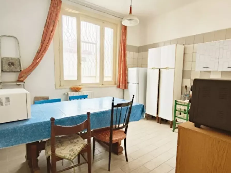 Immagine 15 di Villa in vendita  in Piazza Trieste 8 a Bari