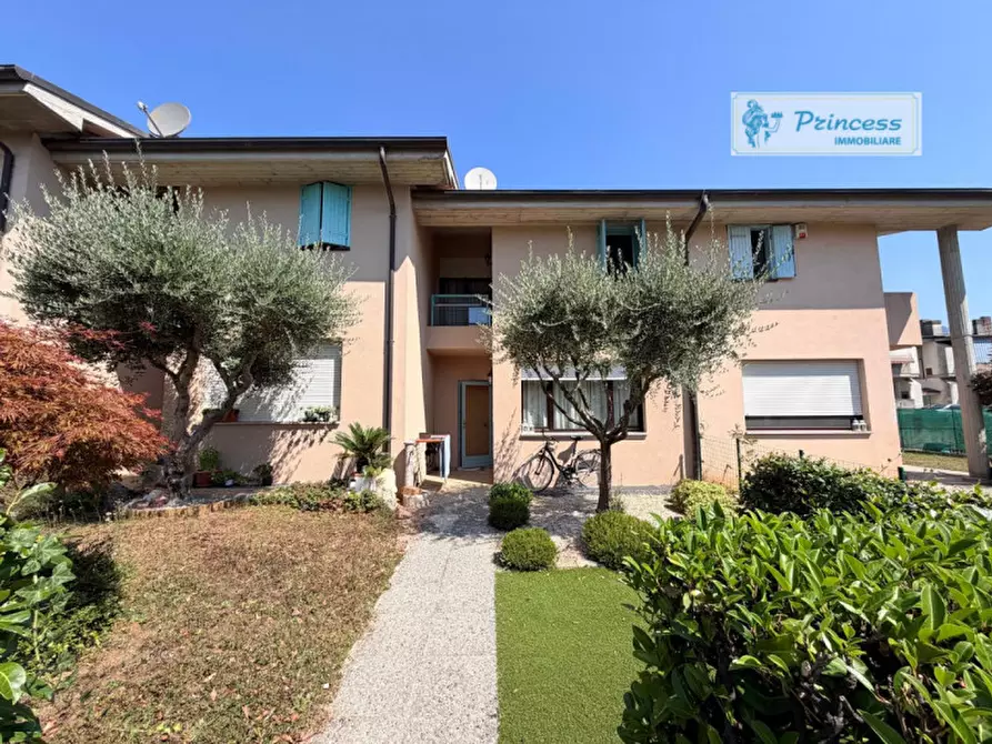 Immagine 1 di Villetta a schiera in vendita  in Via della Potara 20 a Schio