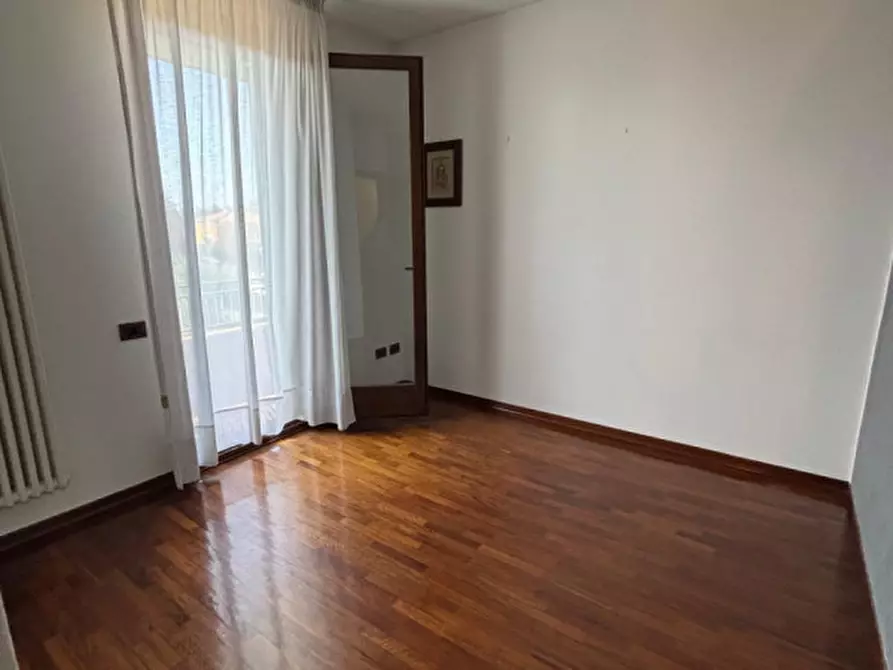 Immagine 7 di Villetta a schiera in vendita  a Lendinara