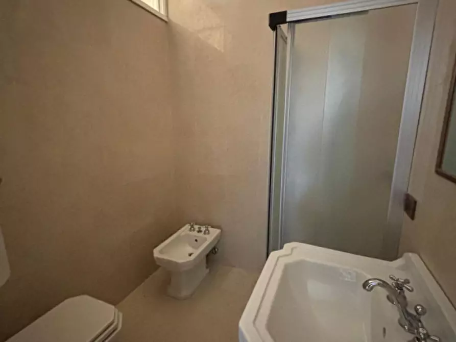 Immagine 13 di Villetta a schiera in vendita  a Lendinara