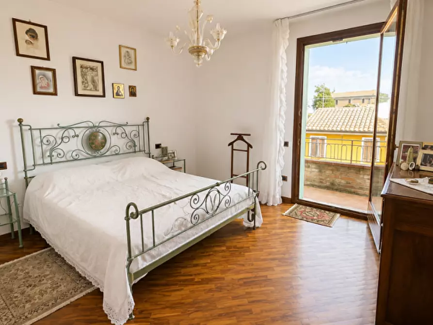 Immagine 6 di Casa bifamiliare in vendita  a Lendinara