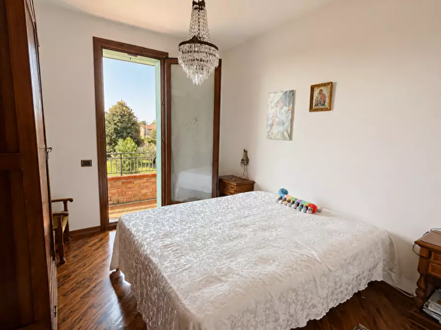 Immagine 7 di Casa bifamiliare in vendita  a Lendinara