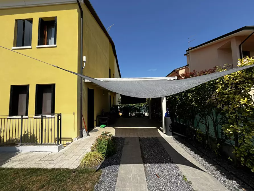 Immagine 3 di Villetta a schiera in vendita  in Via Municipio a Sossano