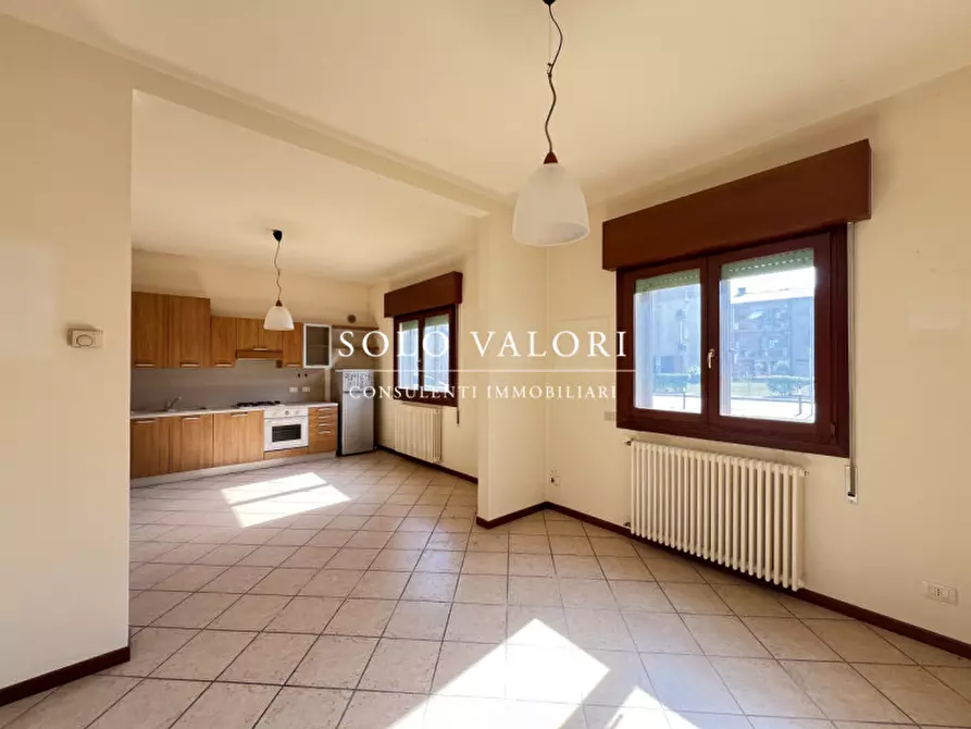 Immagine 1 di Appartamento in vendita  a Castelfranco Veneto