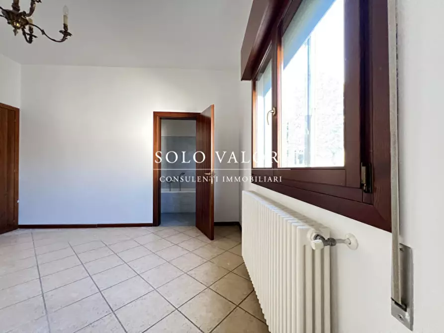 Immagine 8 di Appartamento in vendita  a Castelfranco Veneto