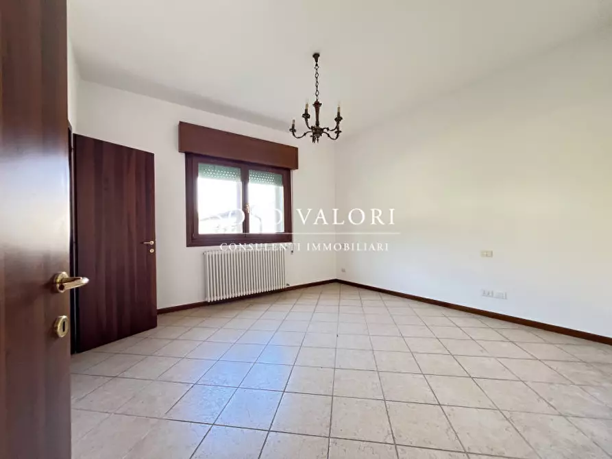 Immagine 9 di Appartamento in vendita  a Castelfranco Veneto