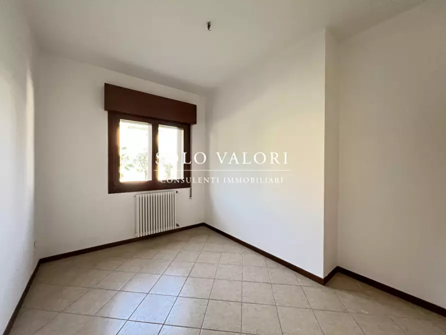 Immagine 11 di Appartamento in vendita  a Castelfranco Veneto