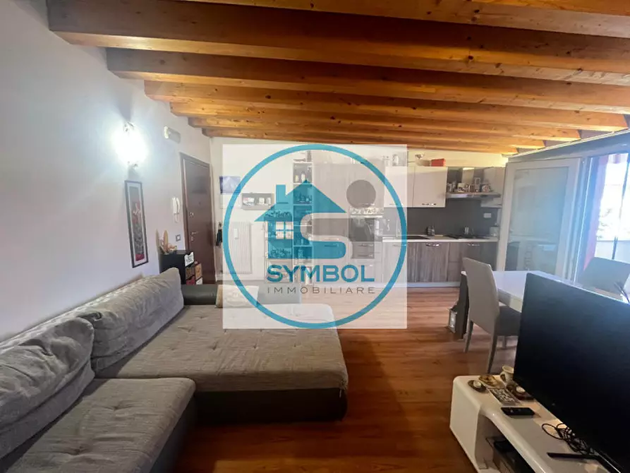 Immagine 4 di Appartamento in vendita  in VIA ROSALBA CARRIERA 4 a Venezia
