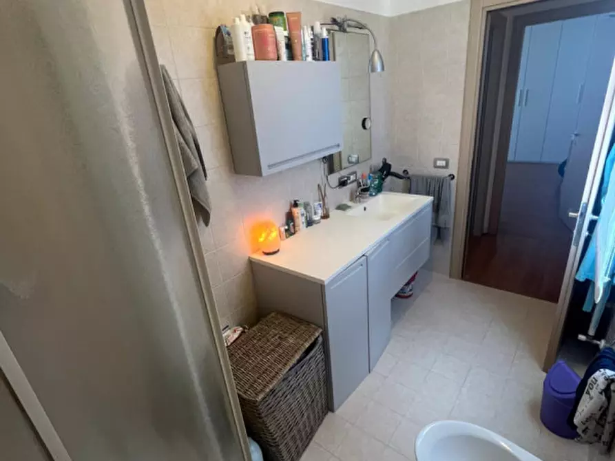 Immagine 11 di Appartamento in vendita  in VIA ROSALBA CARRIERA 4 a Venezia