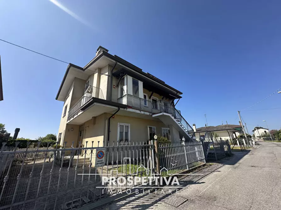Immagine 16 di Appartamento in vendita  in via rusti a Jesolo