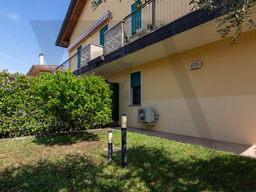 Immagine 2 di Appartamento in vendita  a Legnaro