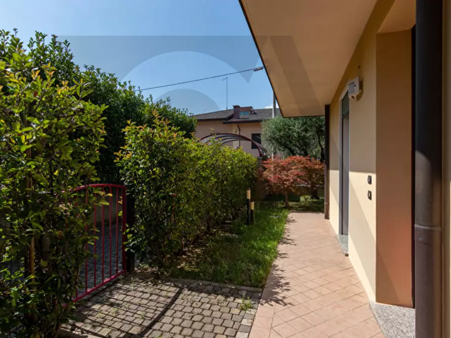 Immagine 5 di Appartamento in vendita  a Legnaro