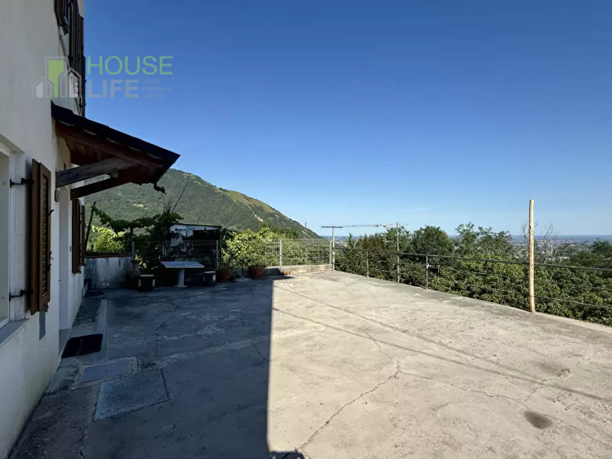 Immagine 2 di Casa indipendente in vendita  in contrada saccardi a Schio