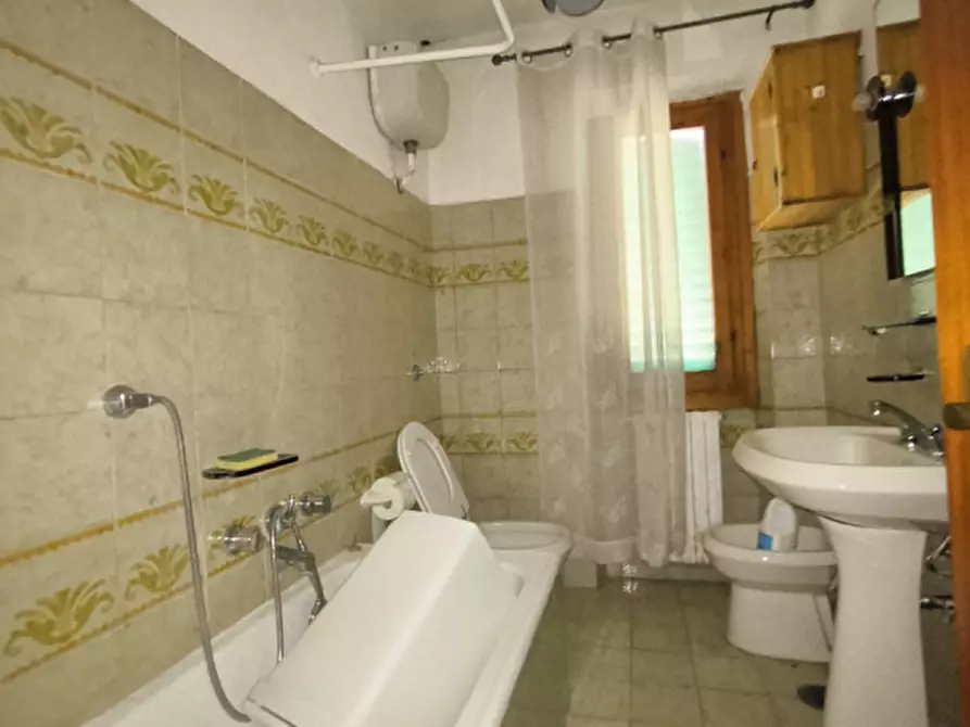 Immagine 17 di Rustico / casale in vendita  in via delle caselle a San Giovanni Valdarno