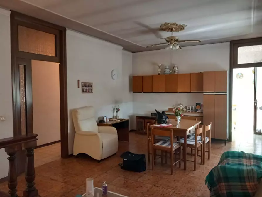 Immagine 4 di Casa bifamiliare in vendita  a Lusia