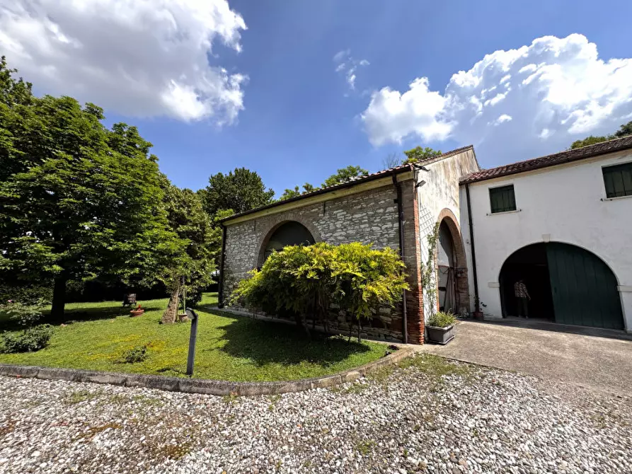 Immagine 27 di Rustico / casale in vendita  in Via Banze a Baone