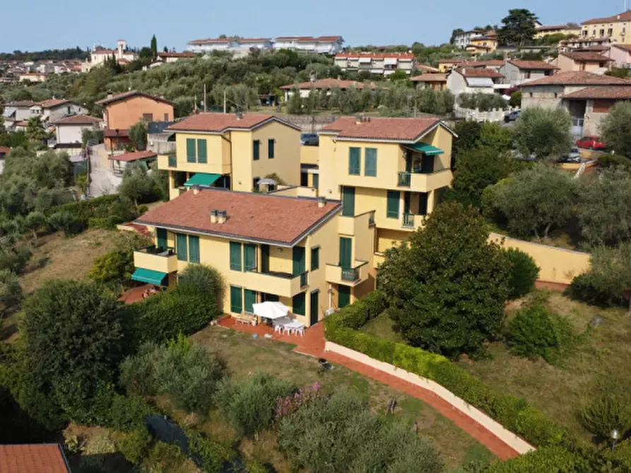 Immagine 1 di Appartamento in vendita  in Via Sotto Raso a Polpenazze Del Garda