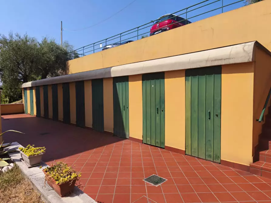 Immagine 23 di Appartamento in vendita  in Via Sotto Raso a Polpenazze Del Garda
