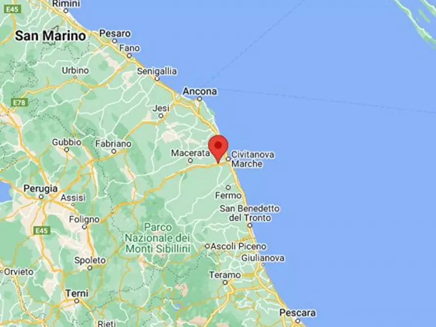 Immagine 13 di Posto auto in vendita  in via Piceno, N. 1-3 a Montecosaro