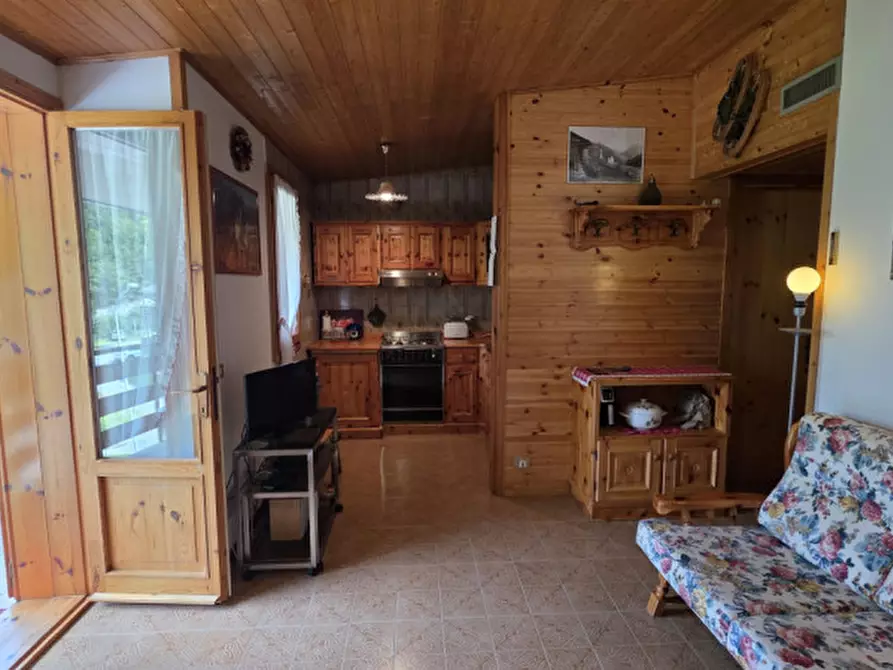 Immagine 11 di Appartamento in vendita  in Località Ciolos 8 a Forni Avoltri