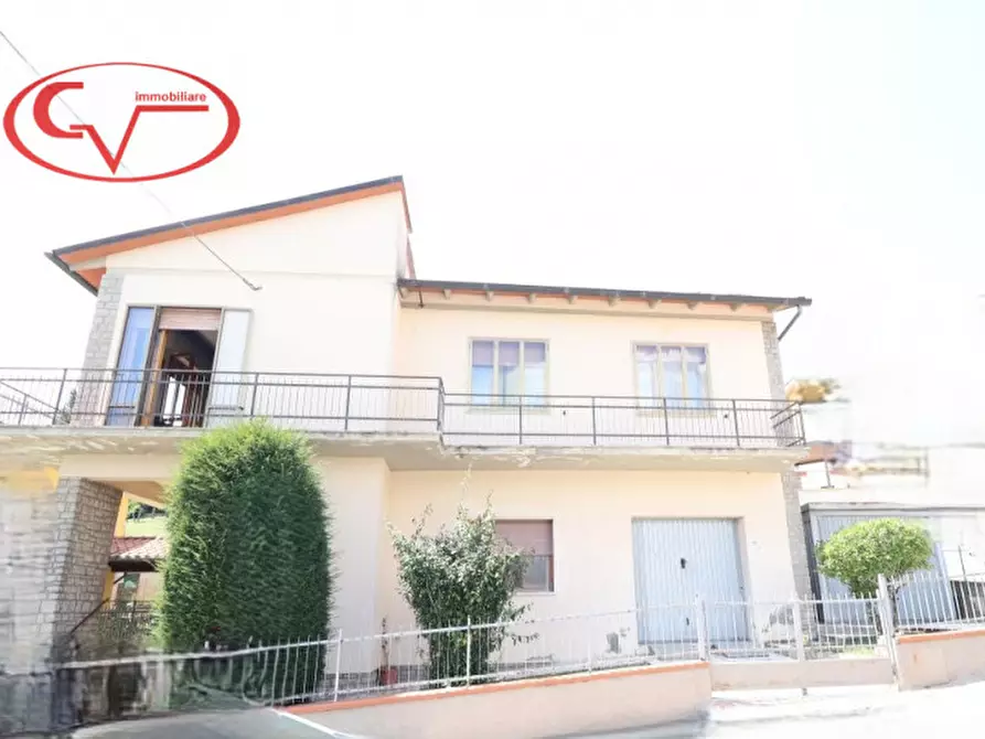Immagine 2 di Casa indipendente in vendita  in Via Guglielmo Oberdan a Bucine