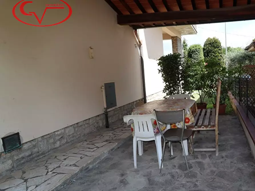 Immagine 4 di Casa indipendente in vendita  in Via Guglielmo Oberdan a Bucine