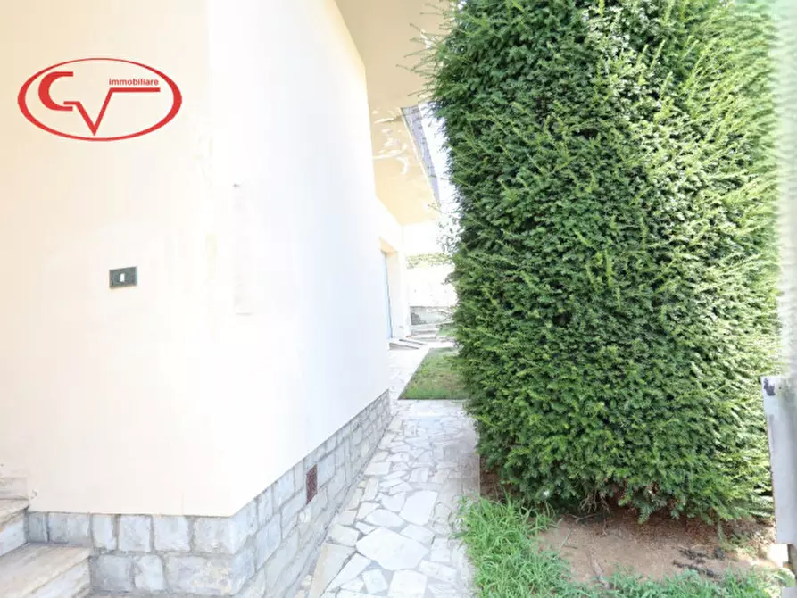 Immagine 38 di Casa indipendente in vendita  in Via Guglielmo Oberdan a Bucine