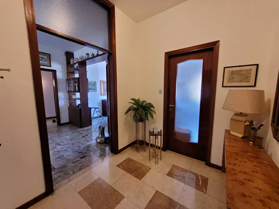 Immagine 2 di Appartamento in vendita  in VIA GUGIELMO OBERDAN 6F a Brescia