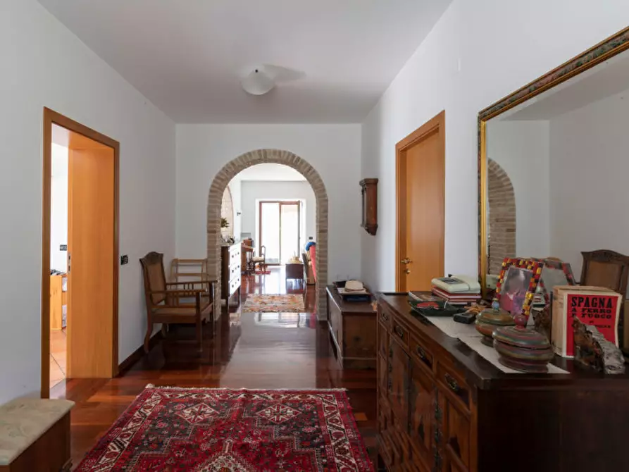 Immagine 6 di Casa bifamiliare in vendita  in Strada del Castellano 76 a Ancona