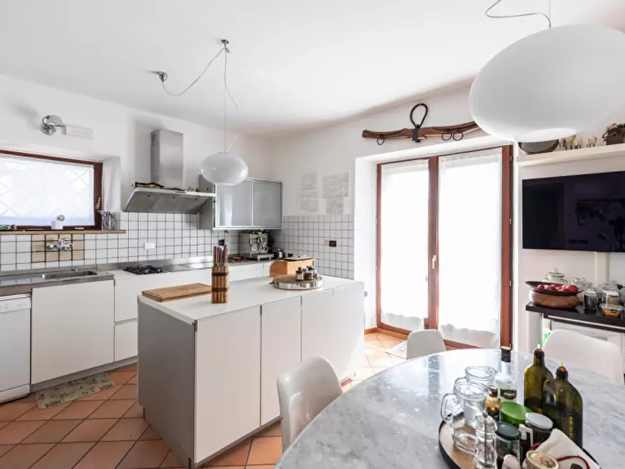 Immagine 12 di Casa bifamiliare in vendita  in Strada del Castellano 76 a Ancona