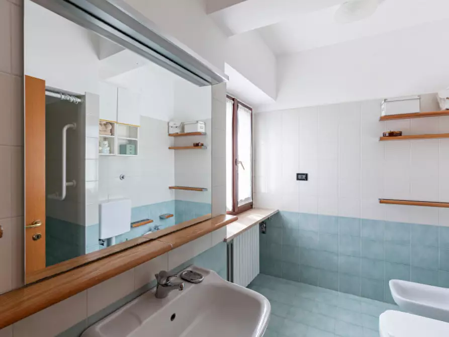Immagine 25 di Casa bifamiliare in vendita  in Strada del Castellano 76 a Ancona