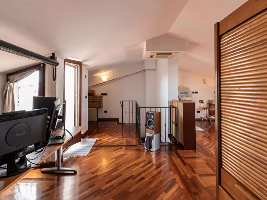 Immagine 31 di Casa bifamiliare in vendita  in Strada del Castellano 76 a Ancona