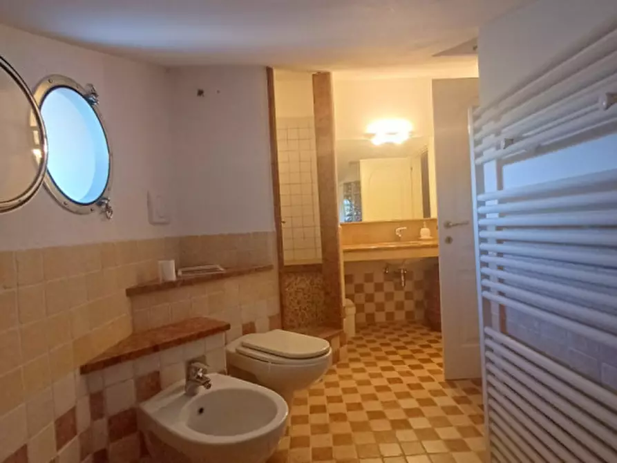 Immagine 35 di Casa bifamiliare in vendita  in Strada del Castellano 76 a Ancona