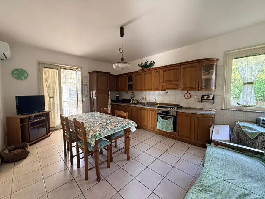 Immagine 5 di Villa in vendita  in VIA PIETRO GITTO, 26 a Milazzo