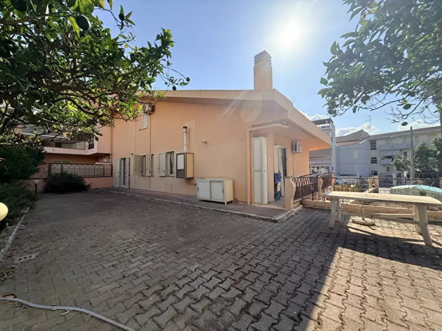 Immagine 7 di Villa in vendita  in VIA PIETRO GITTO, 26 a Milazzo