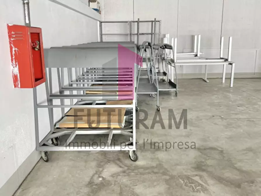 Immagine 3 di Capannone industriale in affitto  in VIA BRENTA a Dueville