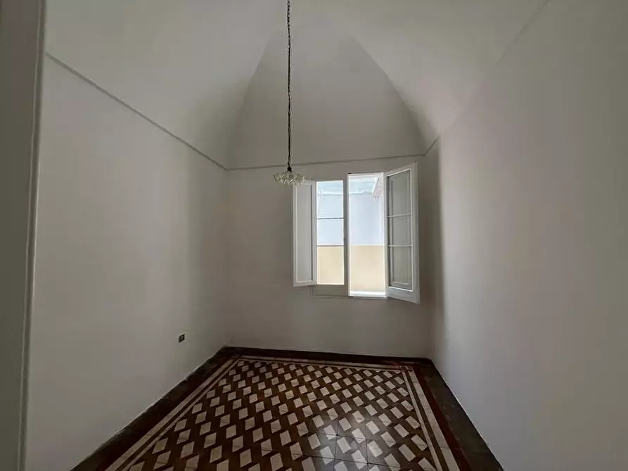 Immagine 5 di Casa indipendente in vendita  in Via Casa Savoia a Parabita