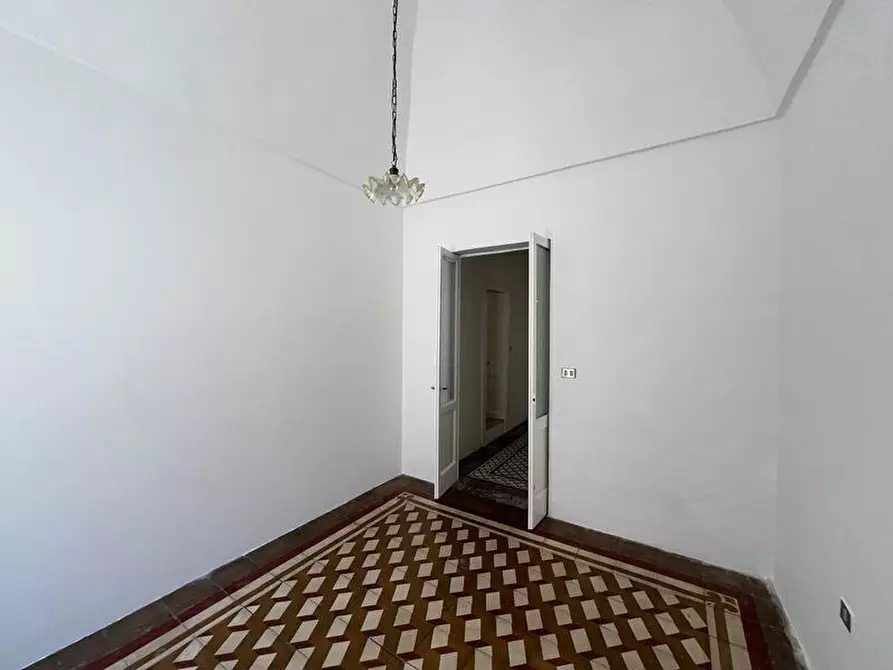 Immagine 6 di Casa indipendente in vendita  in Via Casa Savoia a Parabita