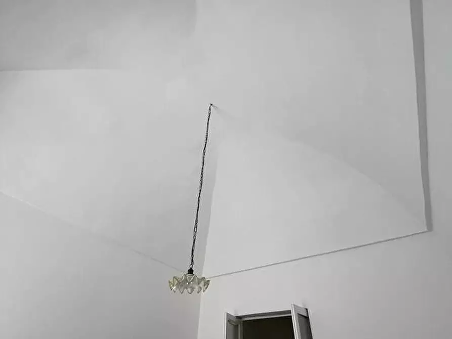 Immagine 7 di Casa indipendente in vendita  in Via Casa Savoia a Parabita