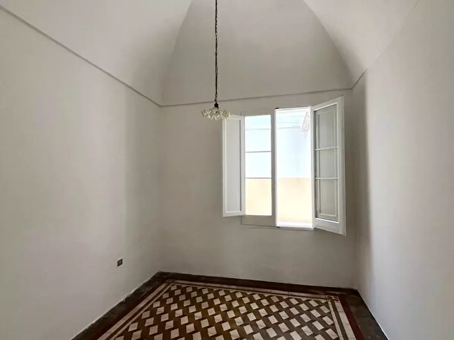 Immagine 25 di Casa indipendente in vendita  in Via Casa Savoia a Parabita