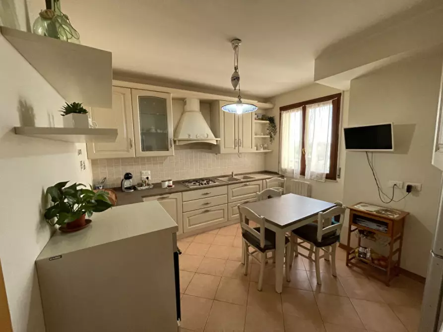 Immagine 10 di Appartamento in vendita  a Suzzara