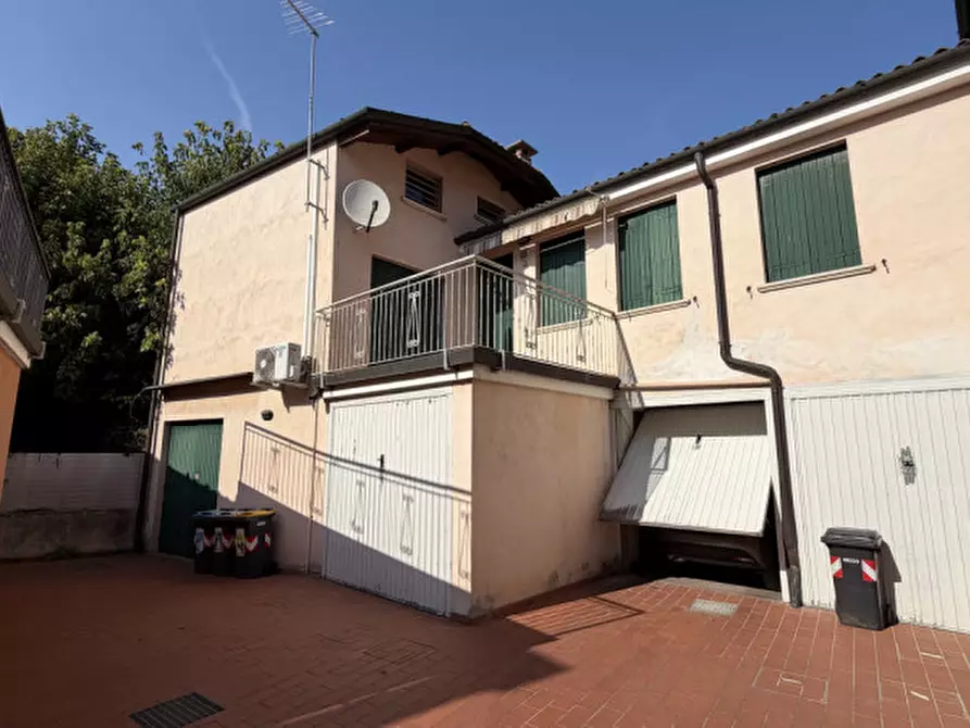 Immagine 1 di Villetta a schiera in affitto  in Padova Via San Marco 135 a Padova