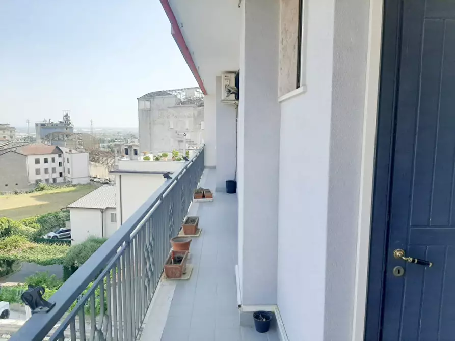 Immagine 18 di Appartamento in vendita  in Via Nazionale a Eboli