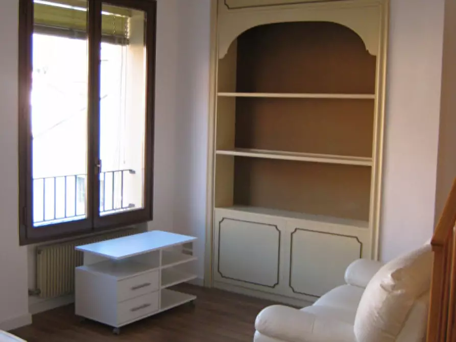 Immagine 6 di Appartamento in affitto  in Via Petrarca n. 13 a Vittorio Veneto