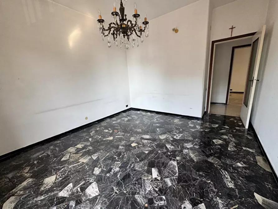 Immagine 9 di Appartamento in vendita  in Corso Vittorio Veneto 52 a Savona